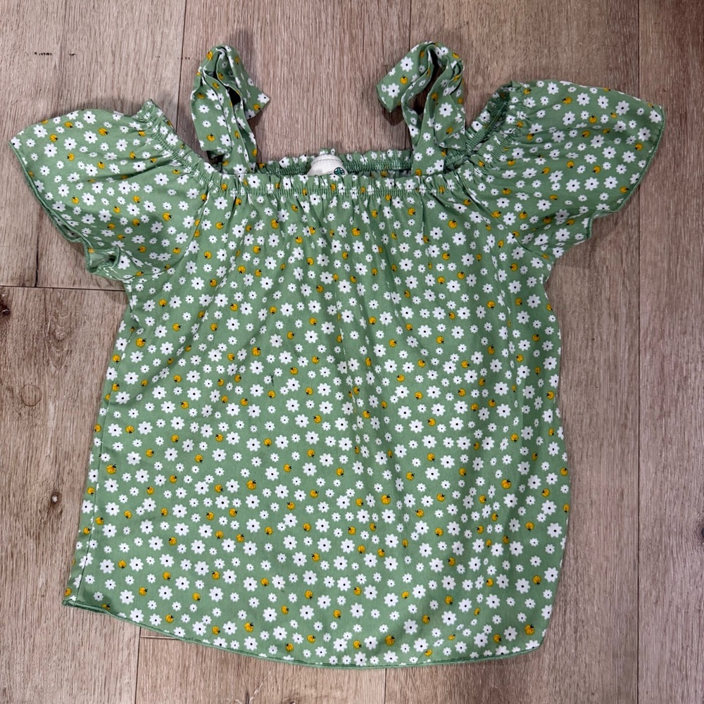 Lily Bleu Green Daisy Cold-Shoulder Tank with Yellow Accents